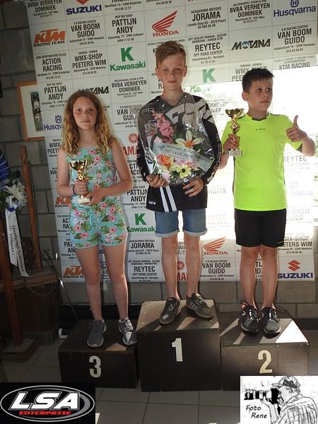 podium (41)-lill